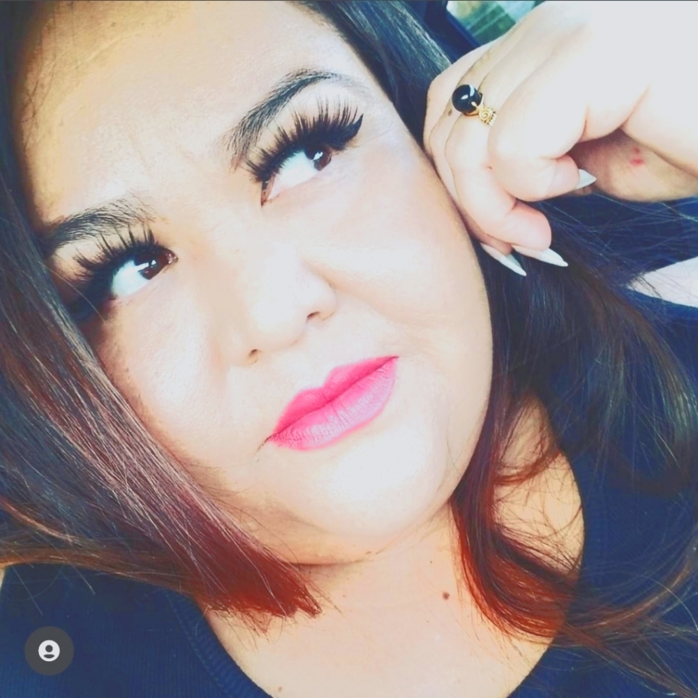 Meet your Posher, Johana